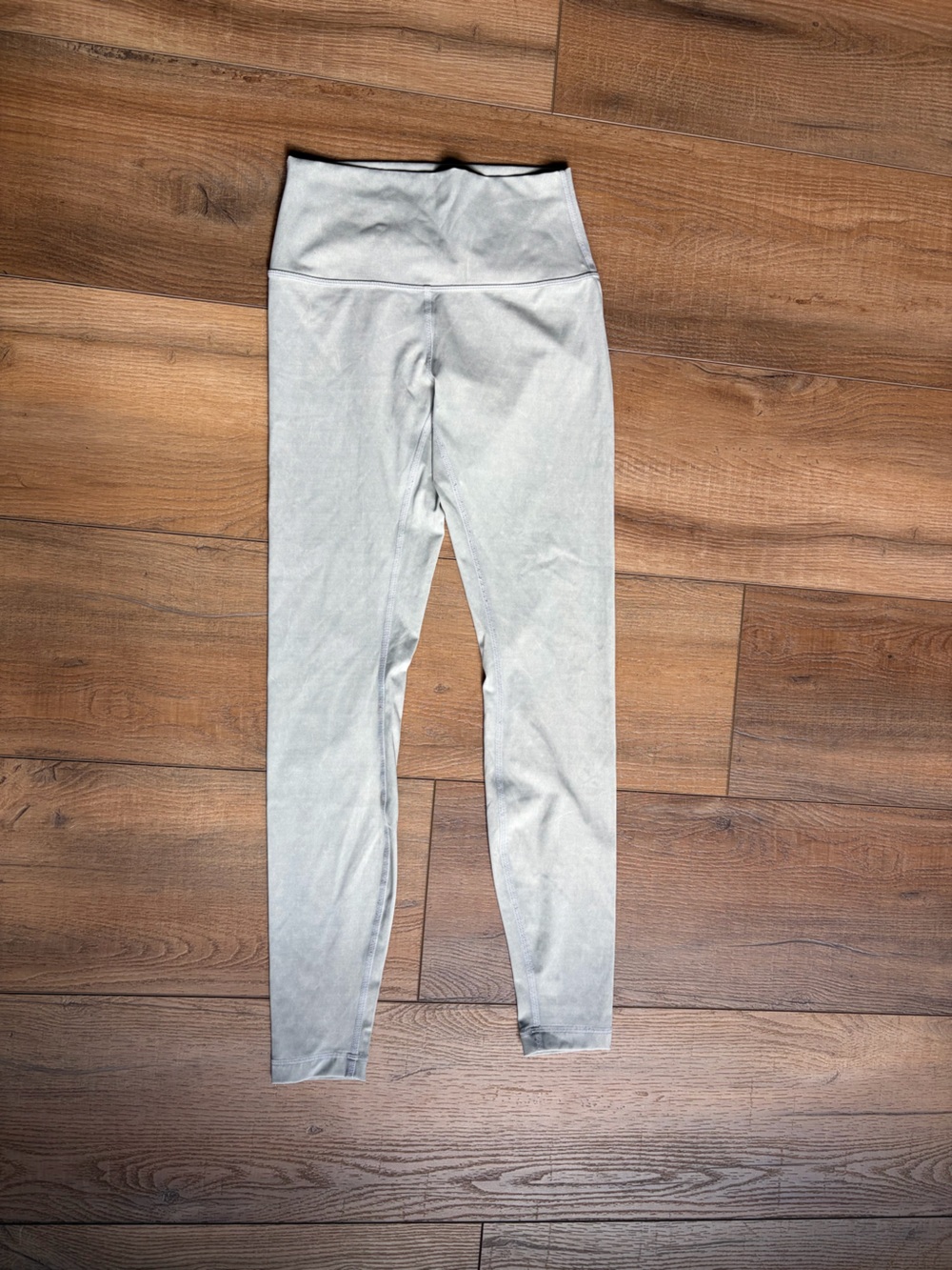 lululemon athletica Light Gray High-Rise Leggings Sz 4